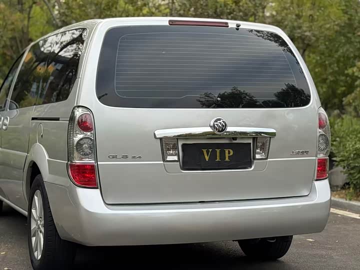 Buick GL8 2014 2.4L jing dian ban