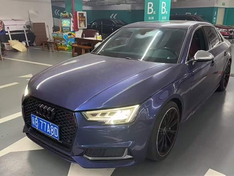 Audi S4 Audi S4