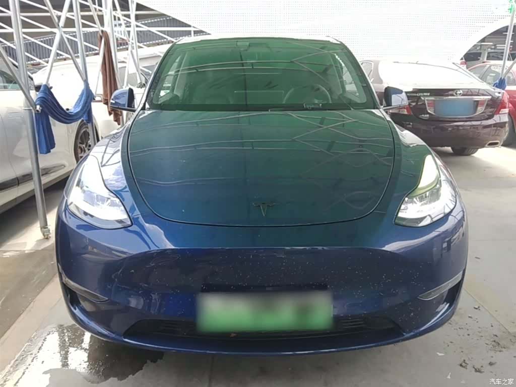 Tesla Model Y, 2021 3