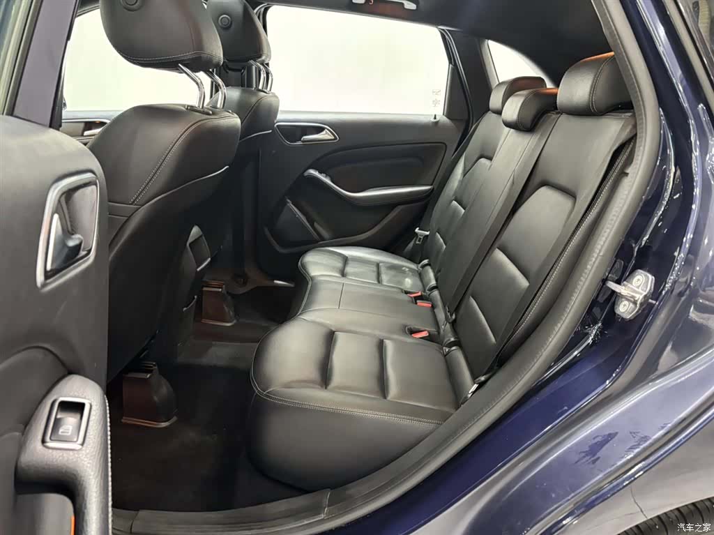 Mercedes-Benz B-Class, 2018 10