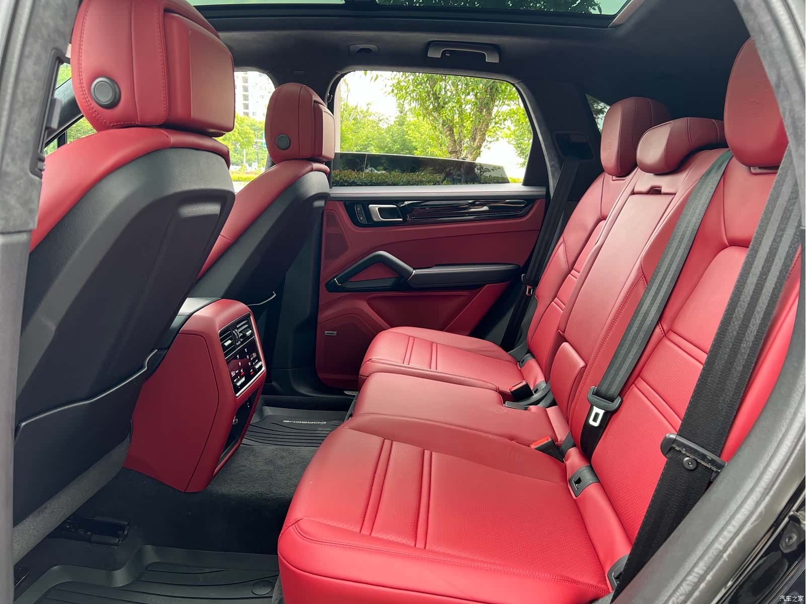 Porsche Cayenne, 2022 14