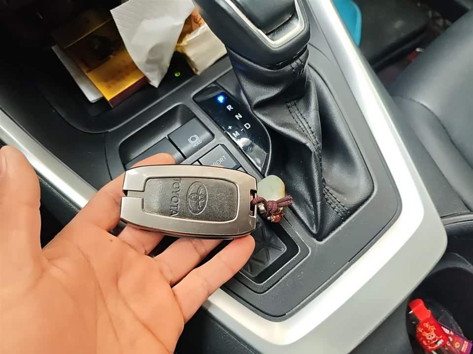 Toyota RAV4 Rongfang