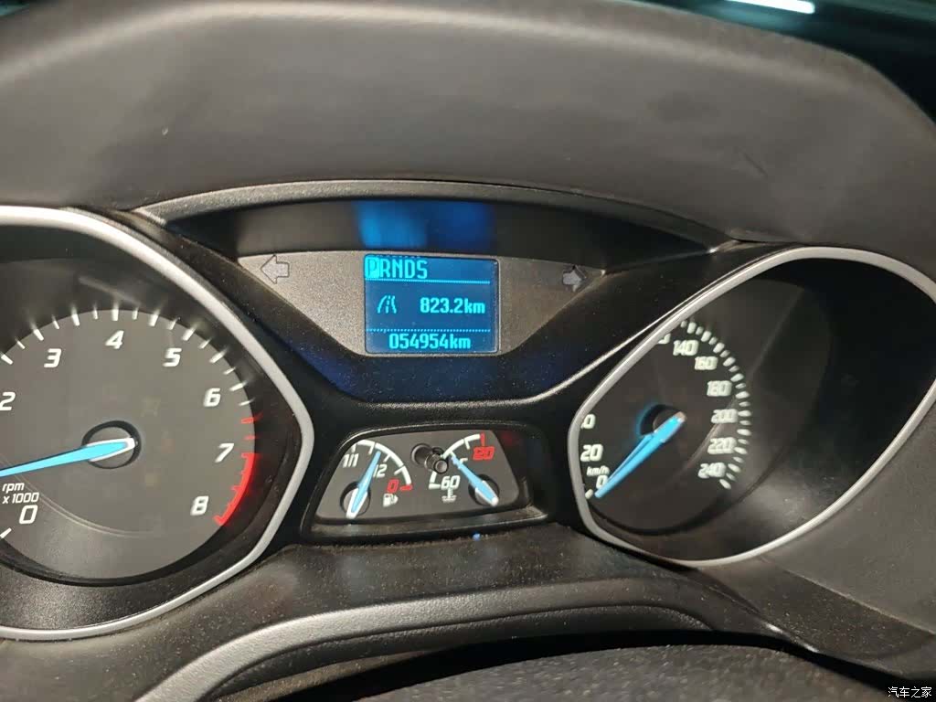 Ford Focus, 2015 9