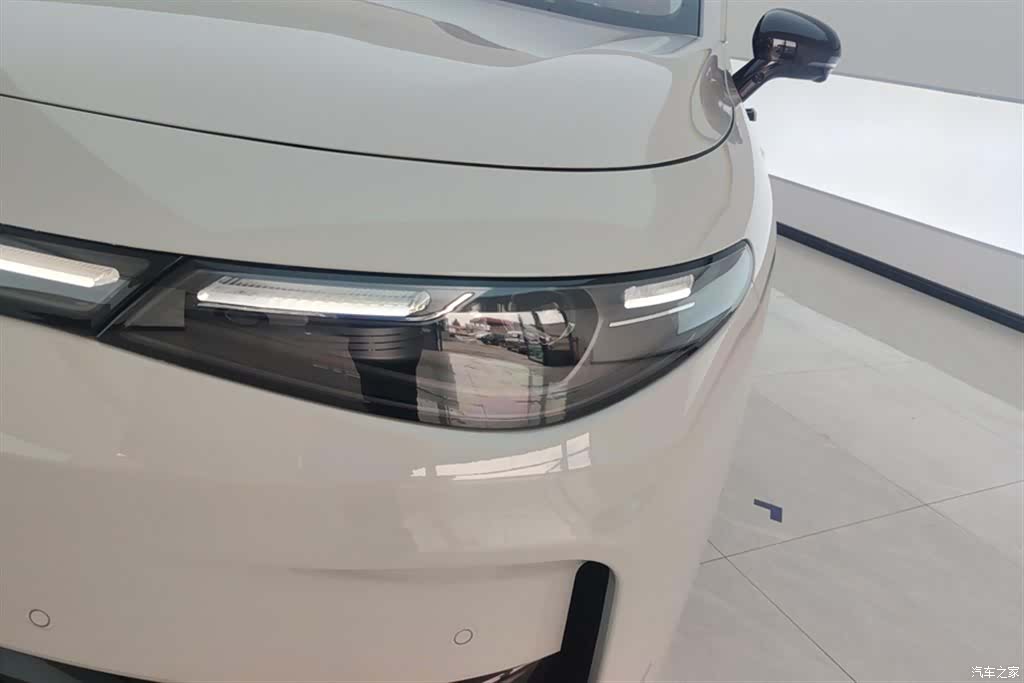 Leapmotor C10, 2025 все фото