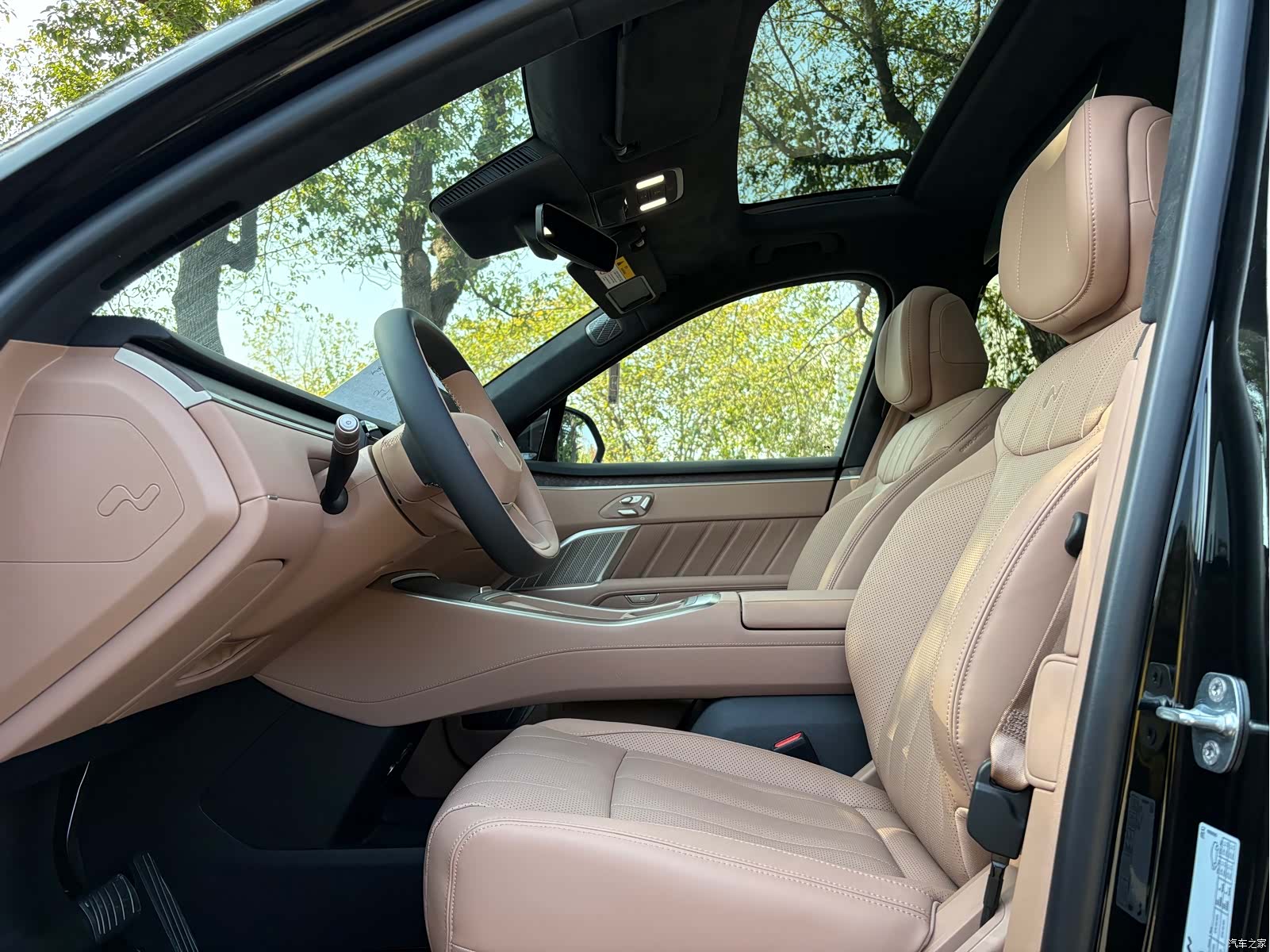 NIO L90, 2025 7