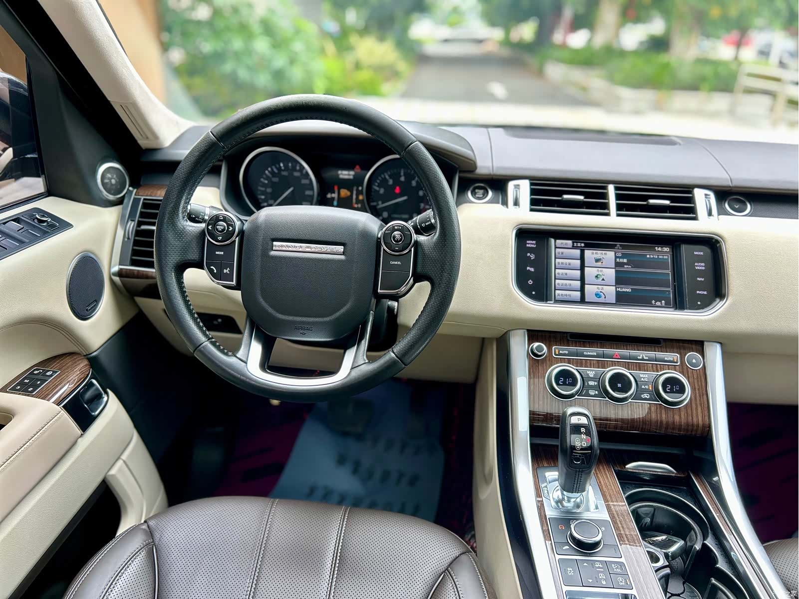 Land Rover Range Rover, 2015 12