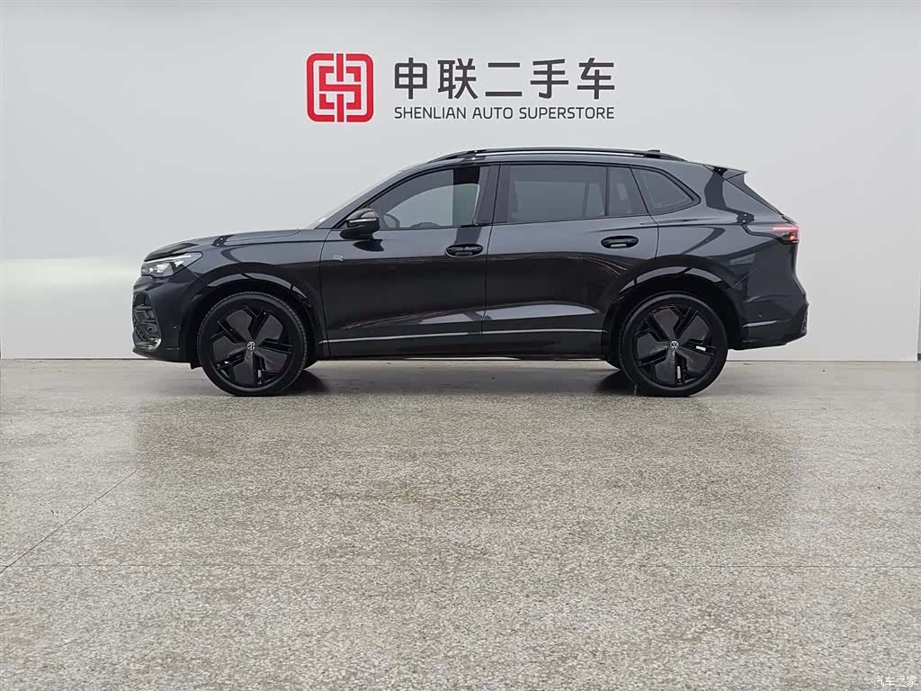 Volkswagen Tiguan L, 2024 4