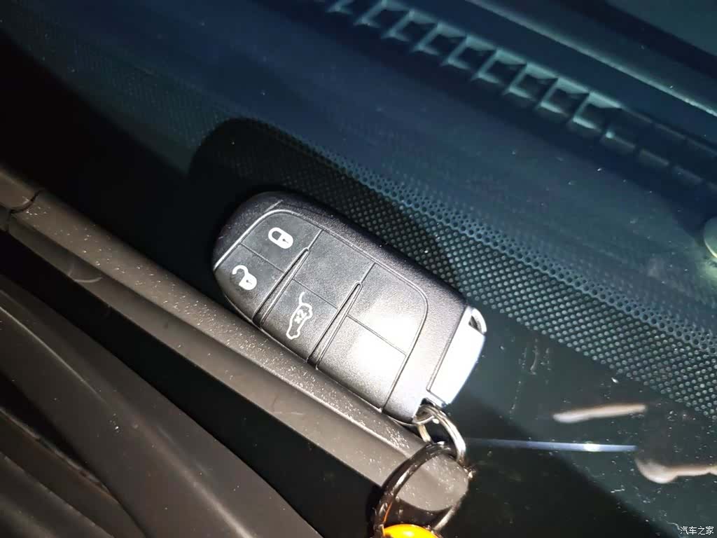 Jeep Grand Cherokee, 2021 9