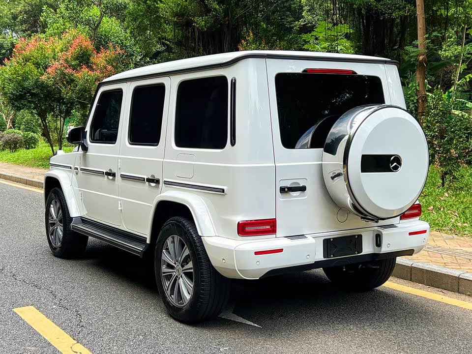 Mercedes-Benz G-class