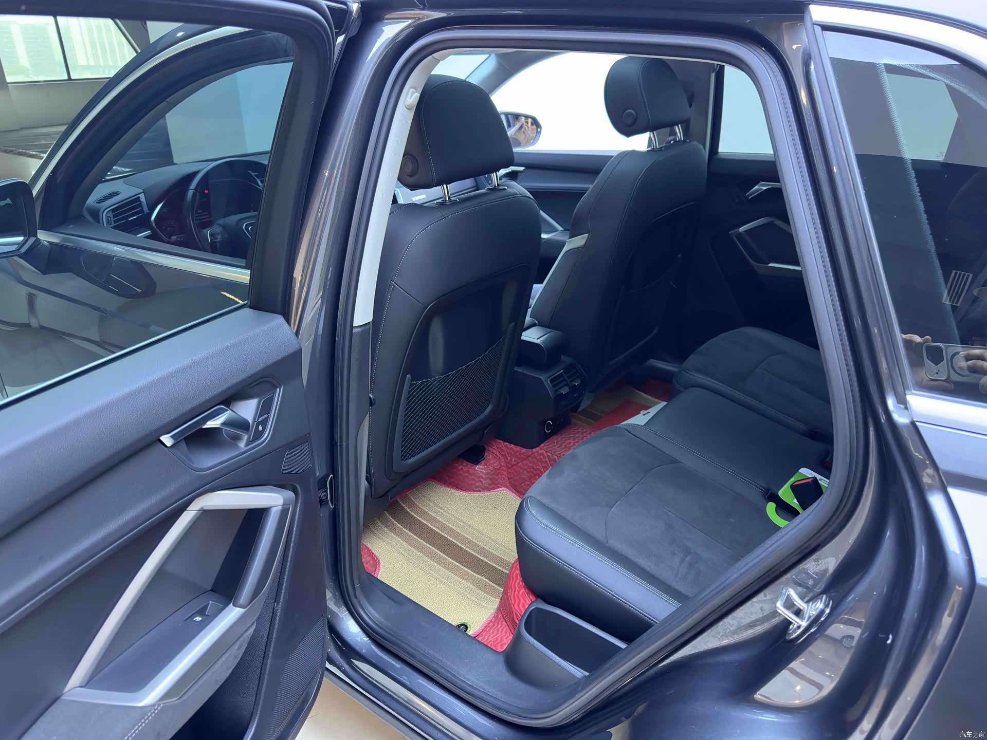 Audi Q3, 2023 10