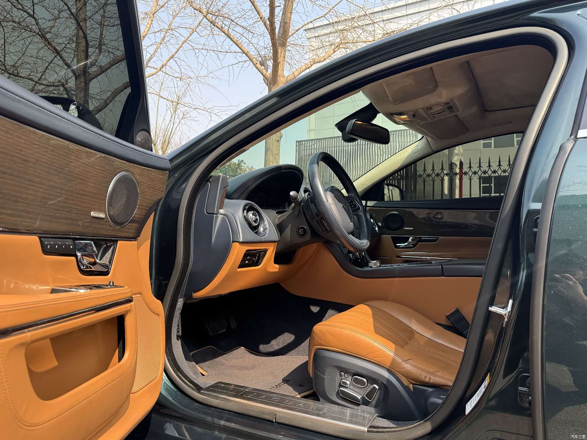 Jaguar XJ, 2012 12