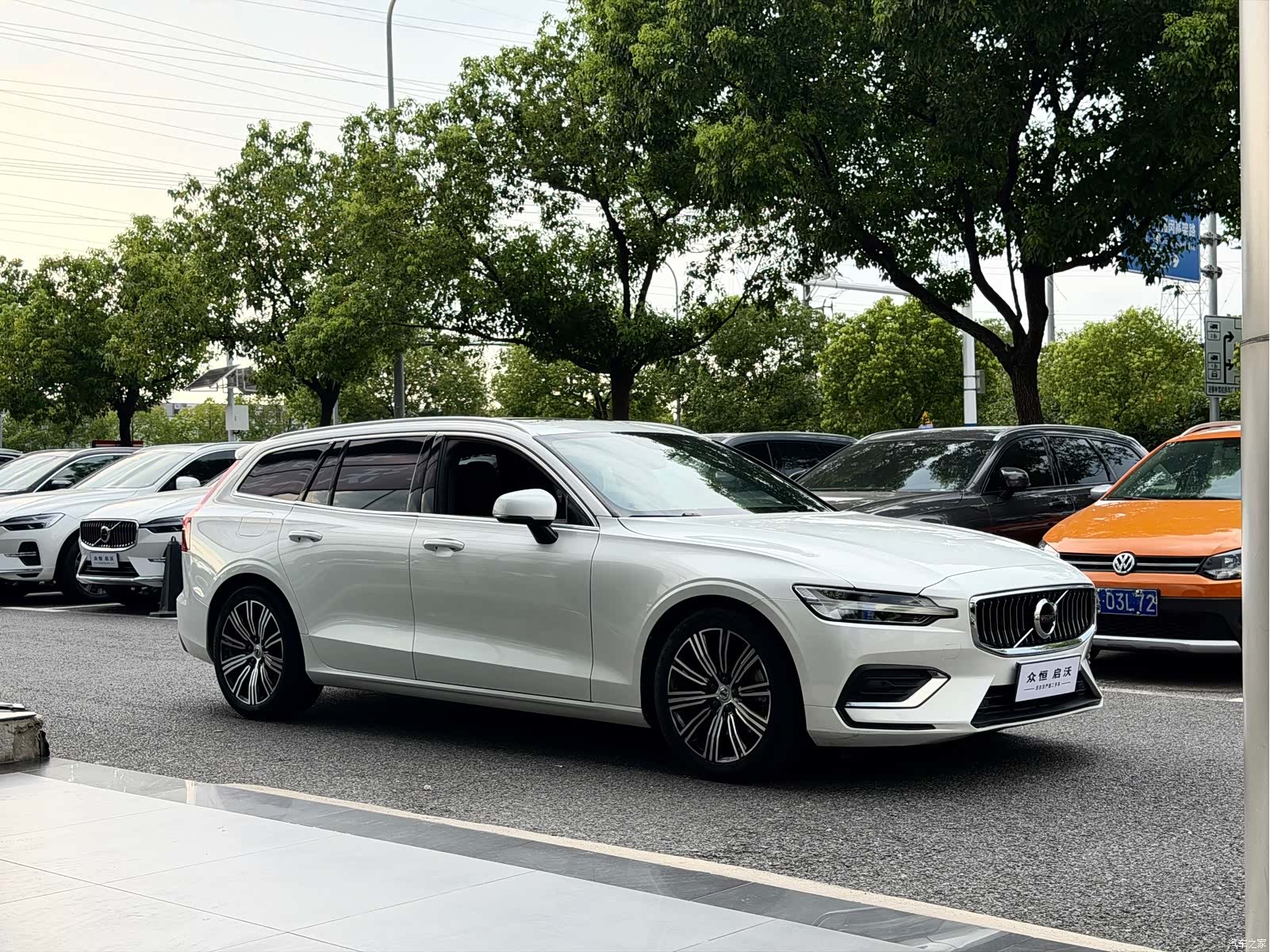 Volvo V60, 2021 3