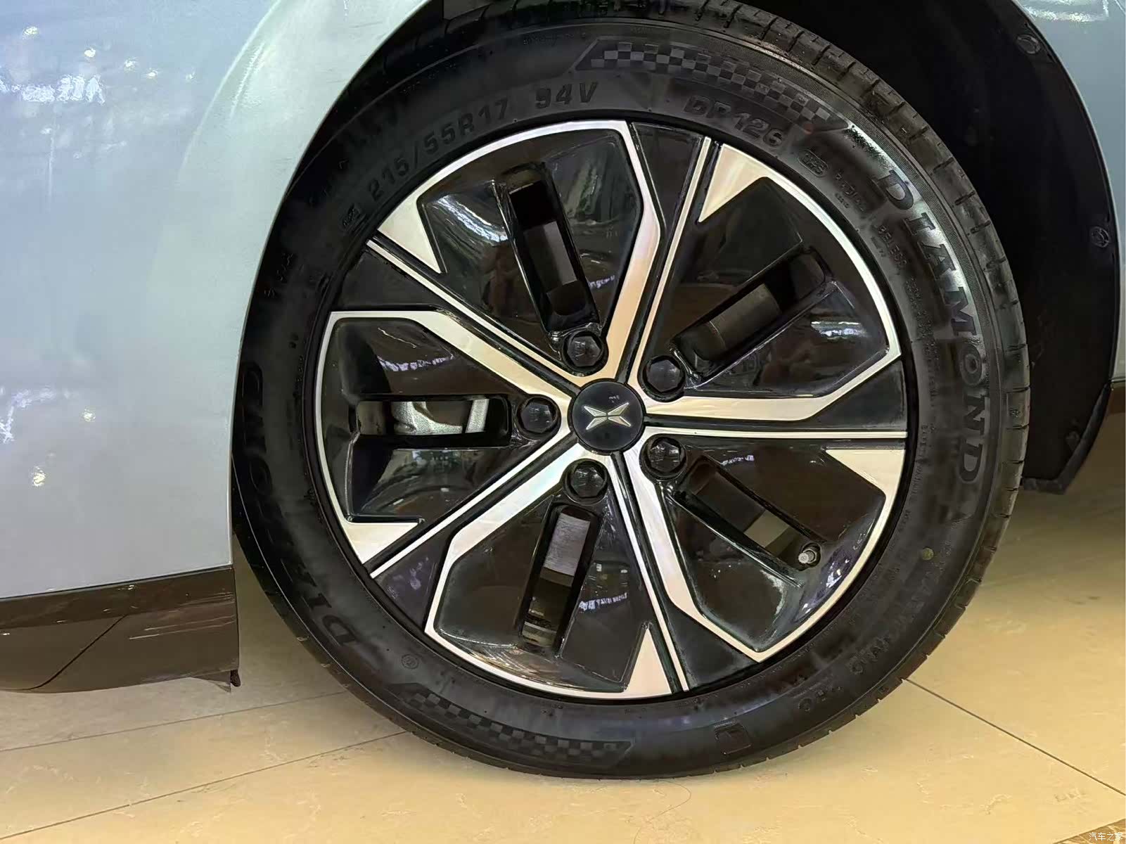Xpeng P5, 2022 все фото
