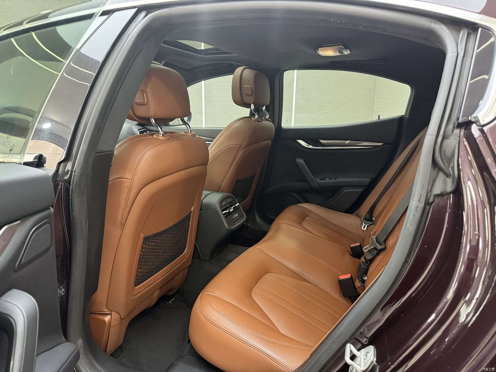 Maserati Ghibli, 2017 6