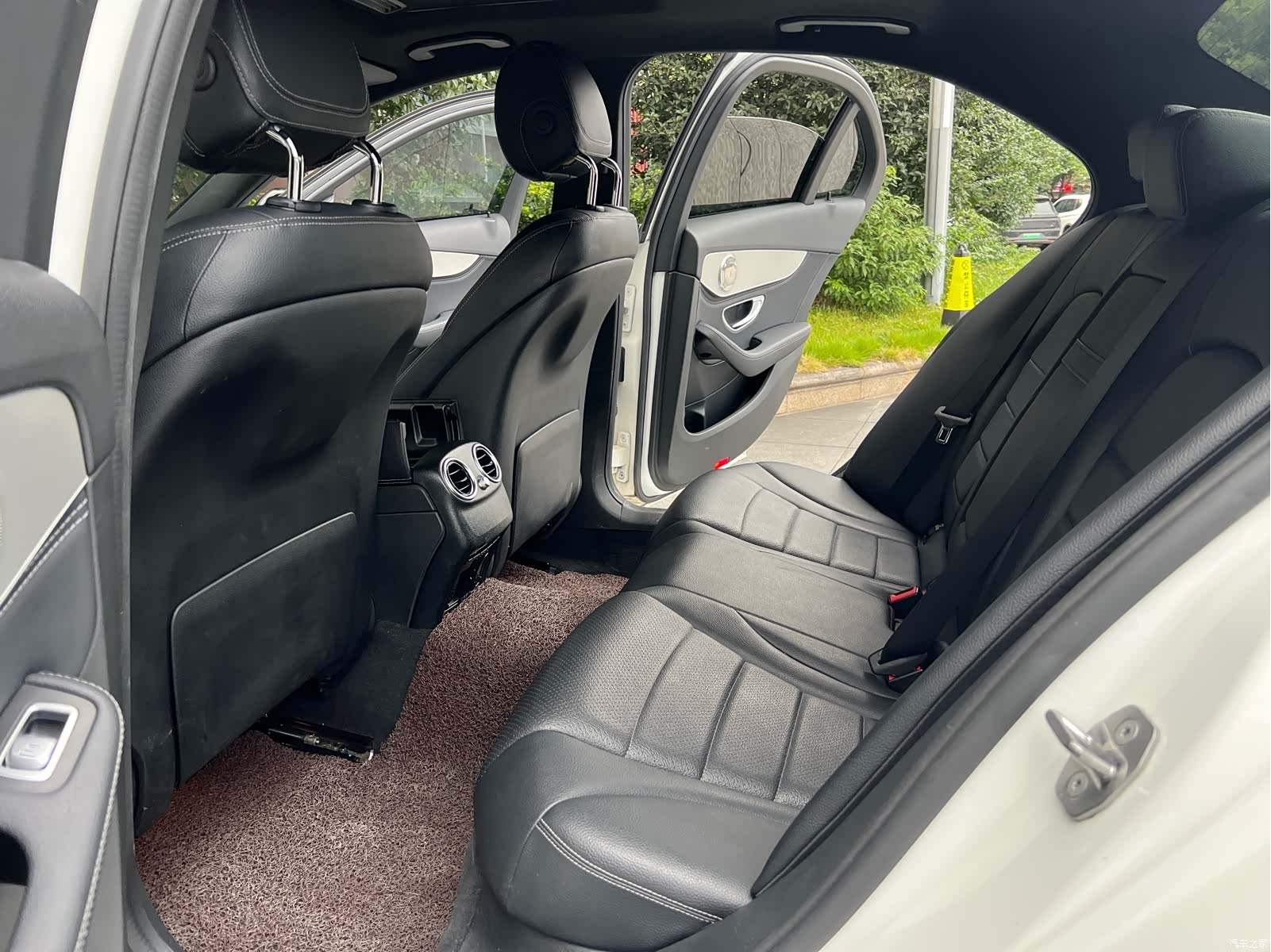Mercedes-Benz C-Class, 2016 8