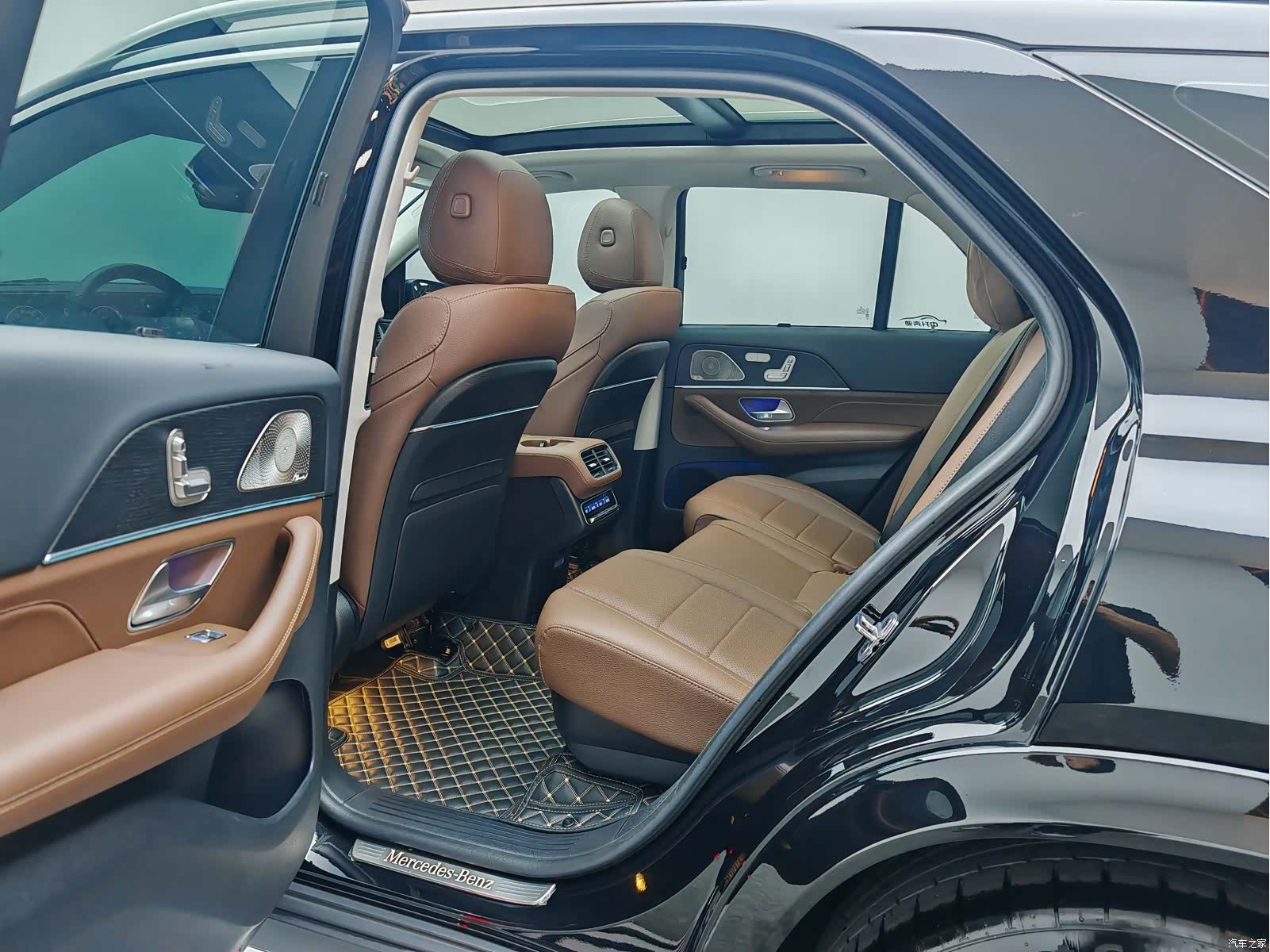 Mercedes-Benz GLE, 2024 17