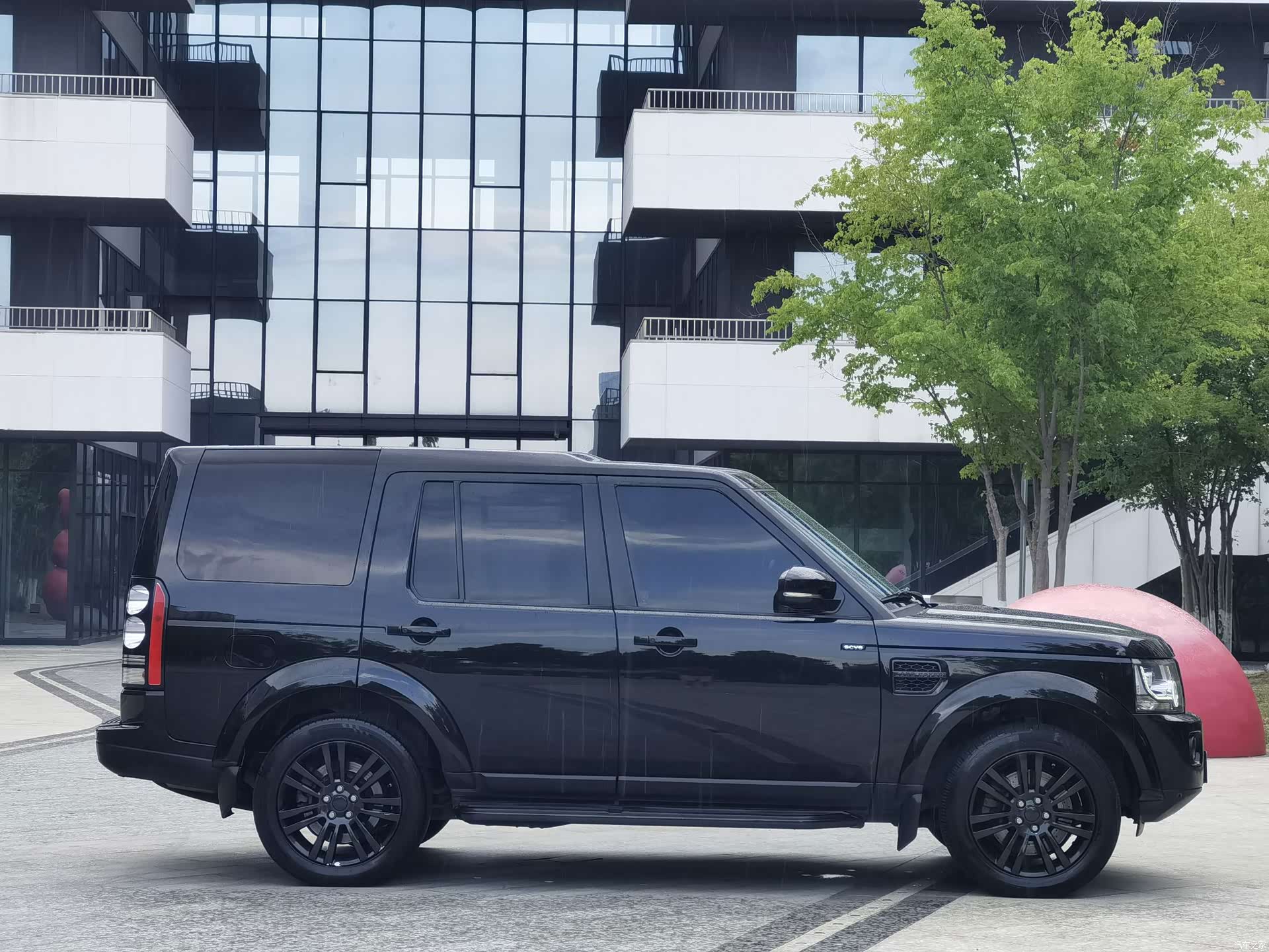 Land Rover Discovery, 2015 все фото