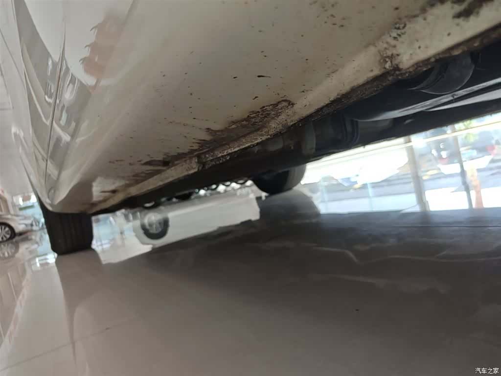 Geely Emgrand, 2018 22