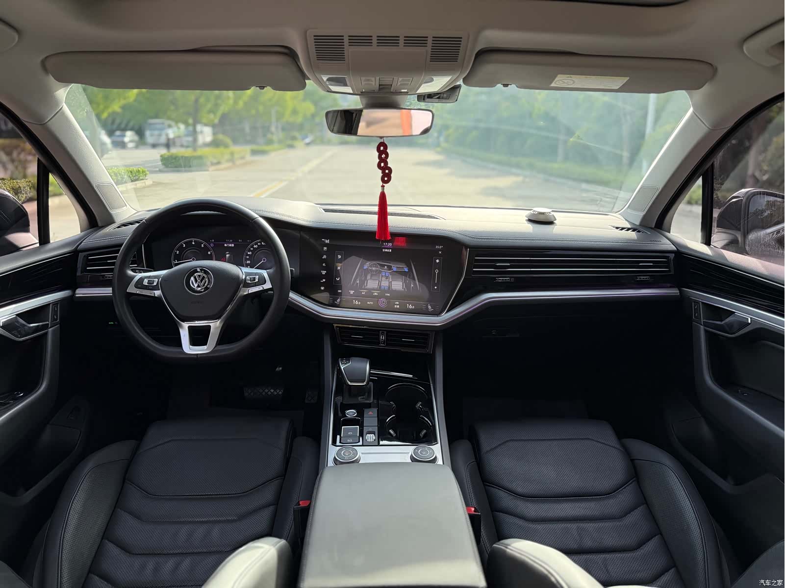 Volkswagen Touareg, 2020 9