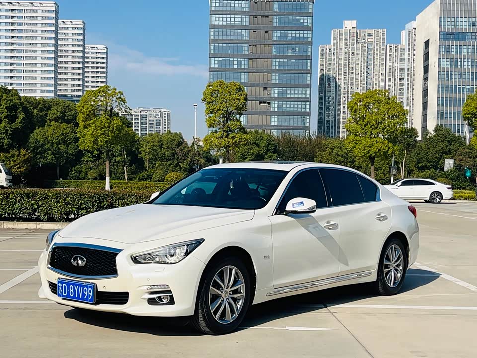 Infiniti Q50L