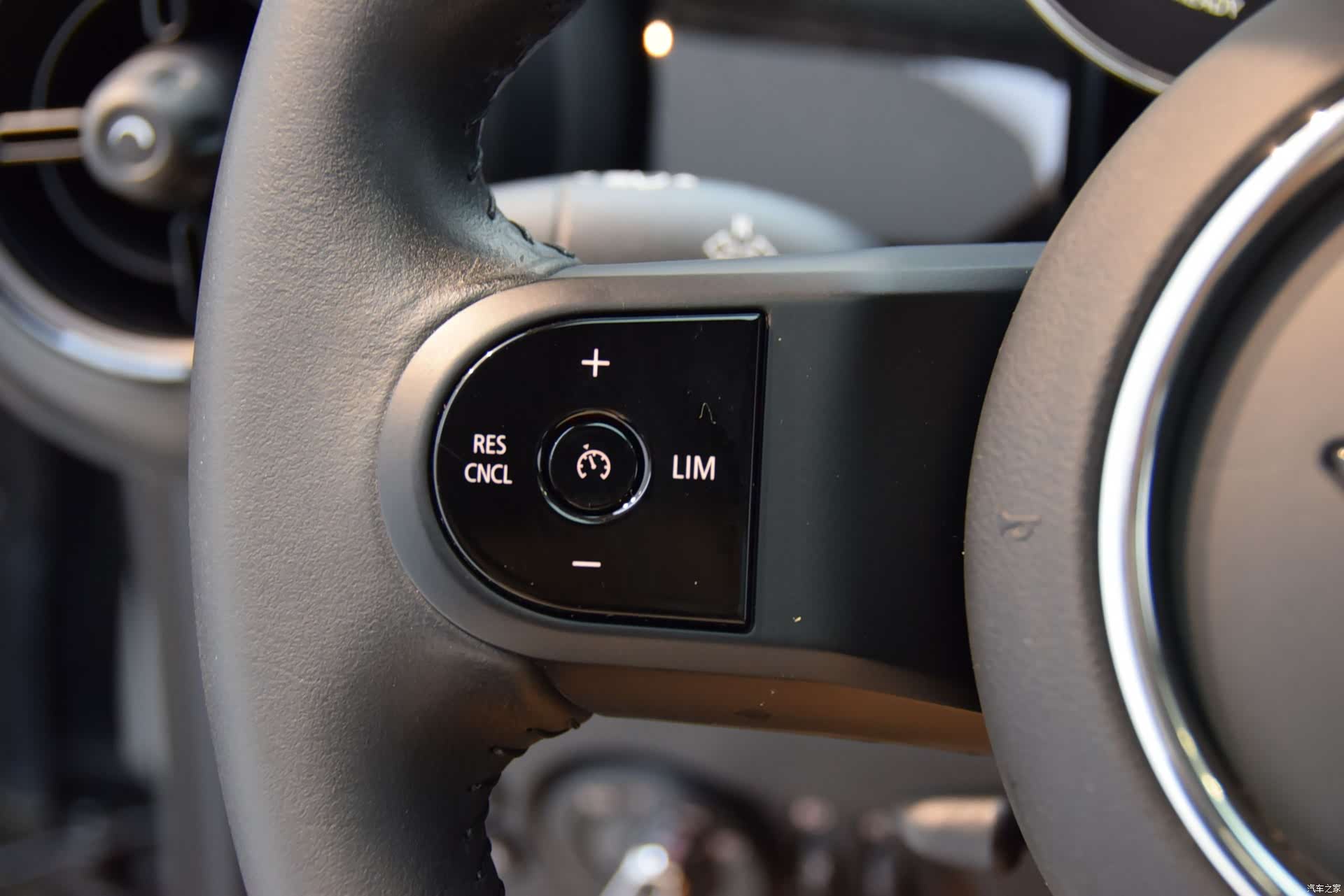 Mini Cooper, 2023 13