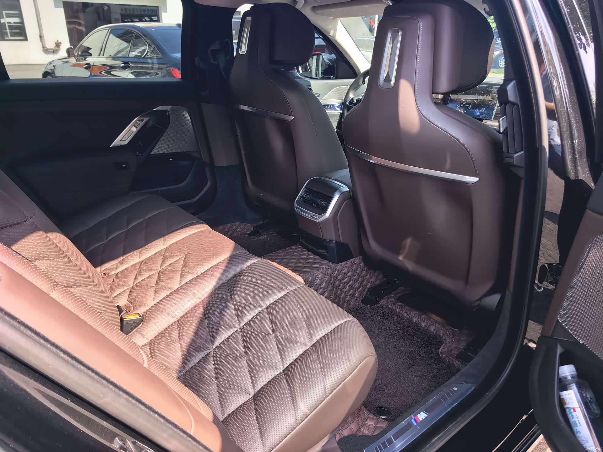 BMW 7 Series, 2024 13