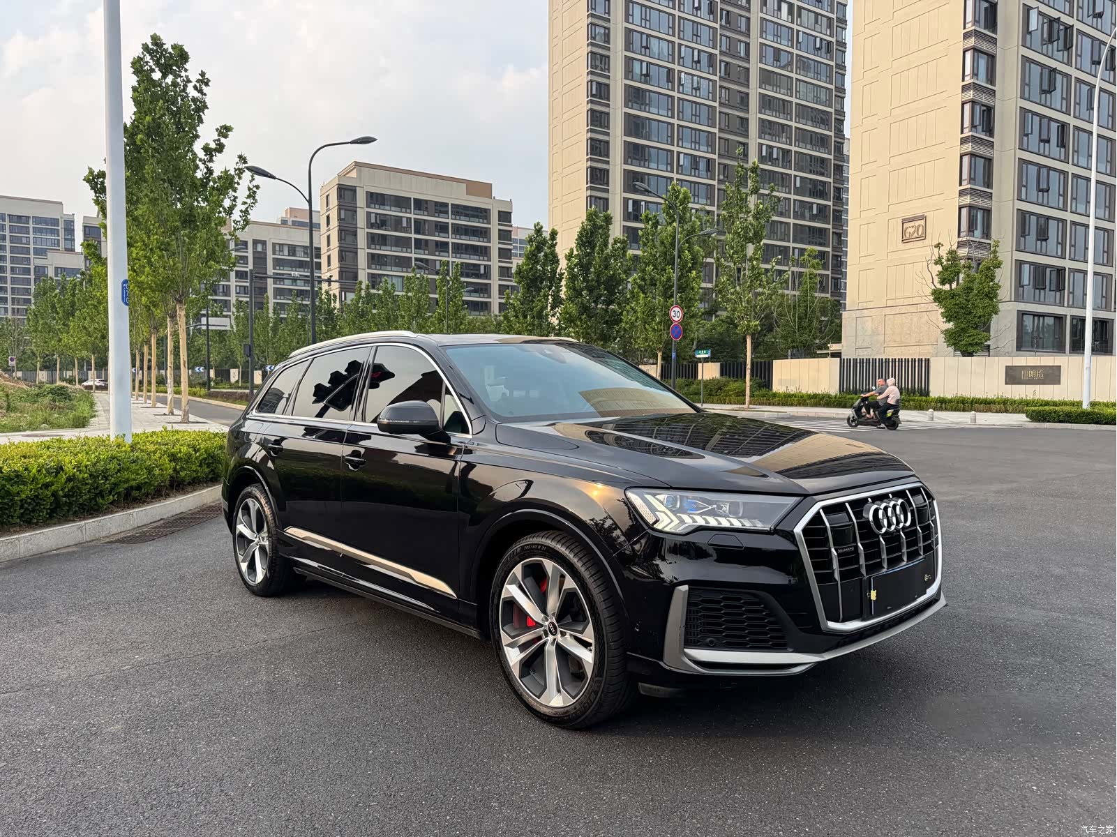 Audi Q7, 2021 3