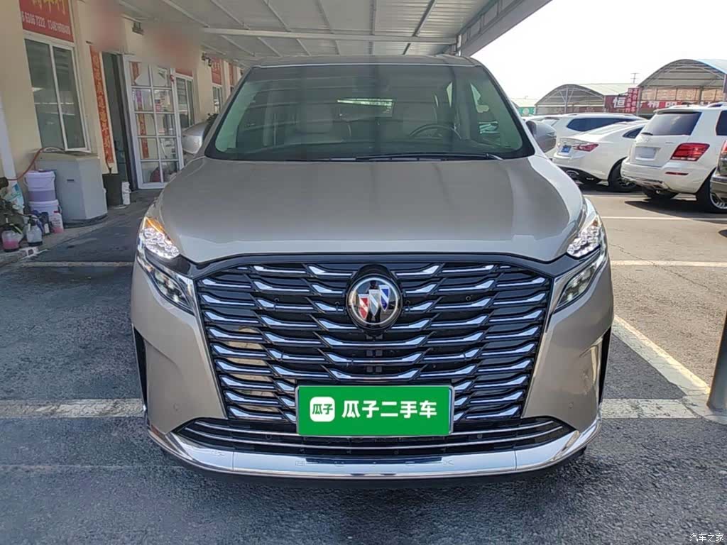Buick GL8, 2023 3