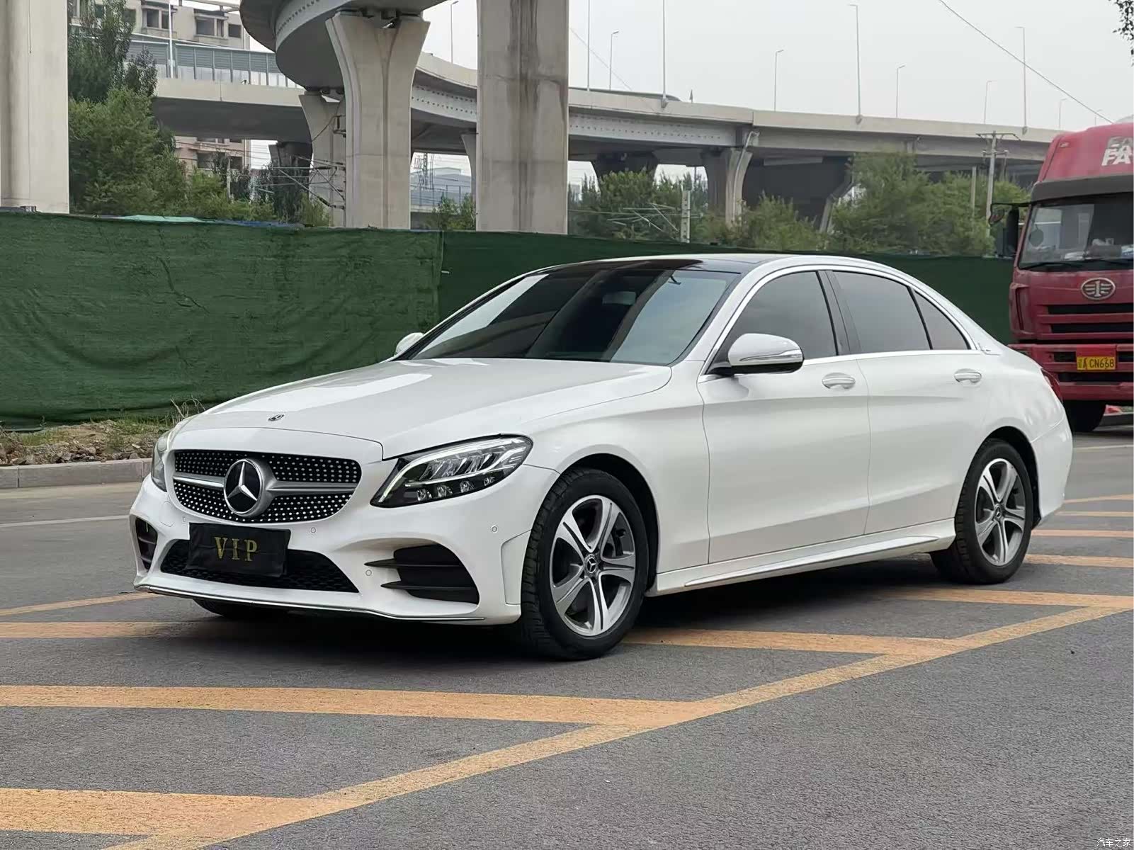 Mercedes-Benz C-Class, 2018 1