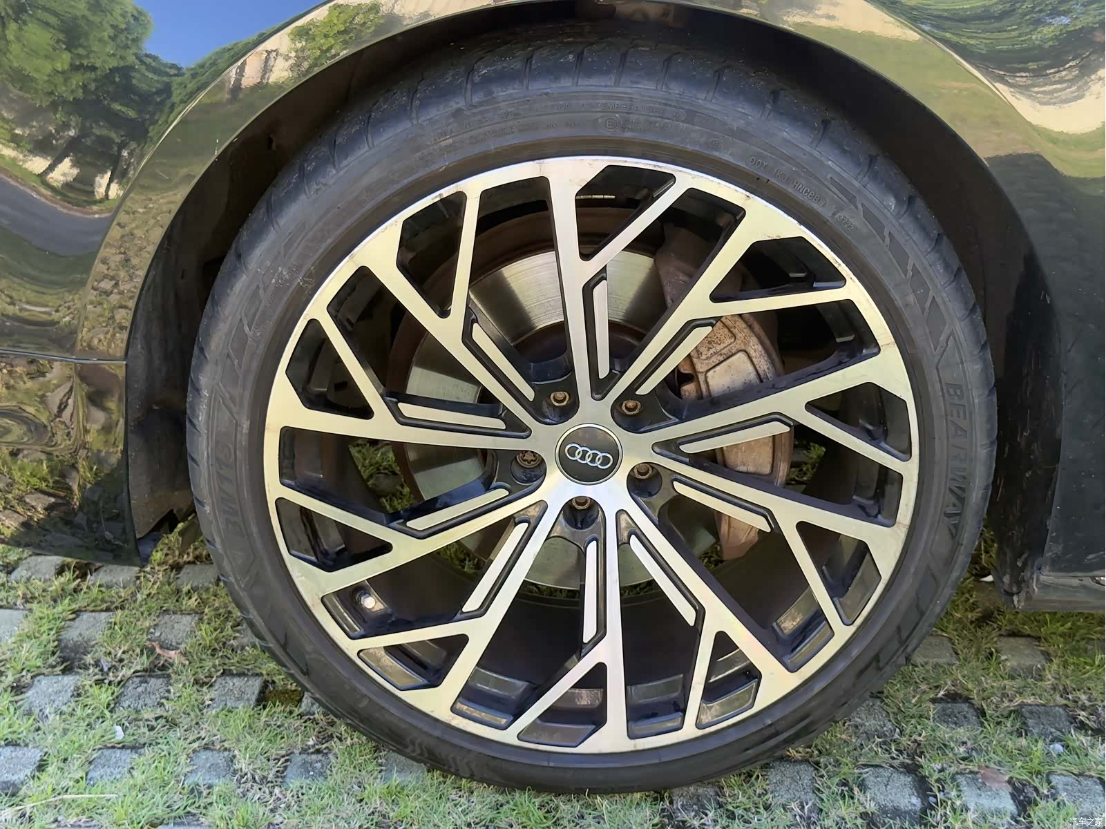 Audi A8L, 2013 11
