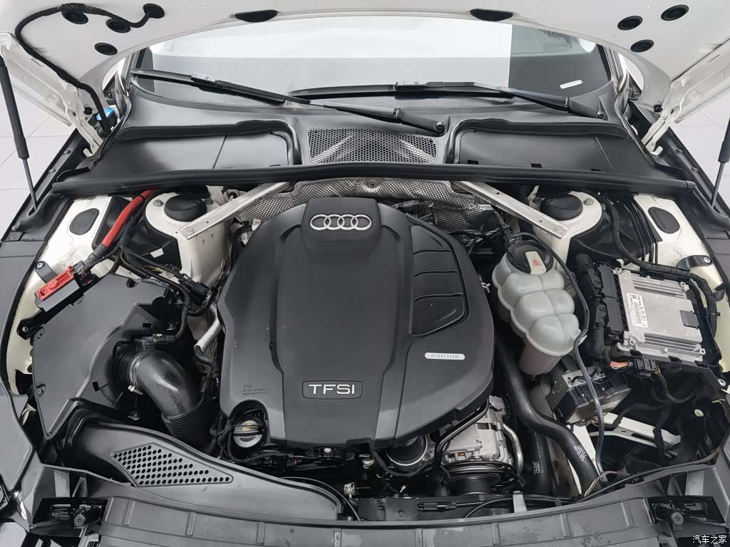 Audi A4L, 2020 6