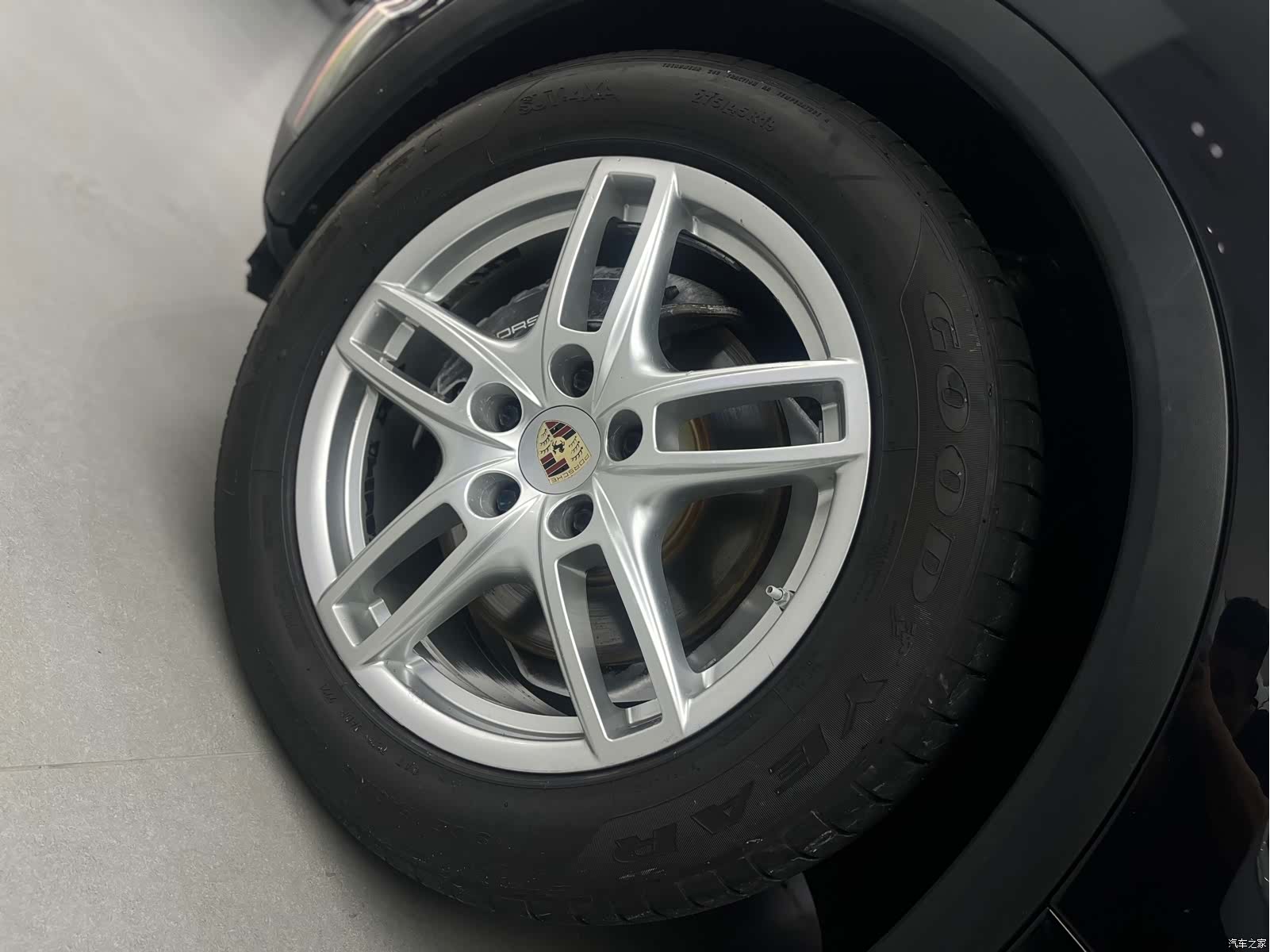 Porsche Cayenne, 2012 8