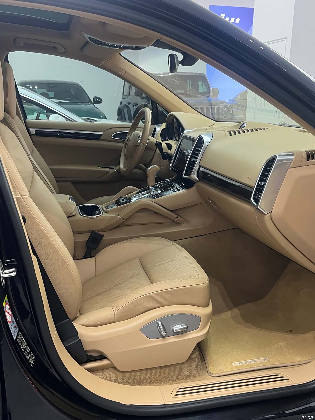 Porsche Cayenne, 2012 15