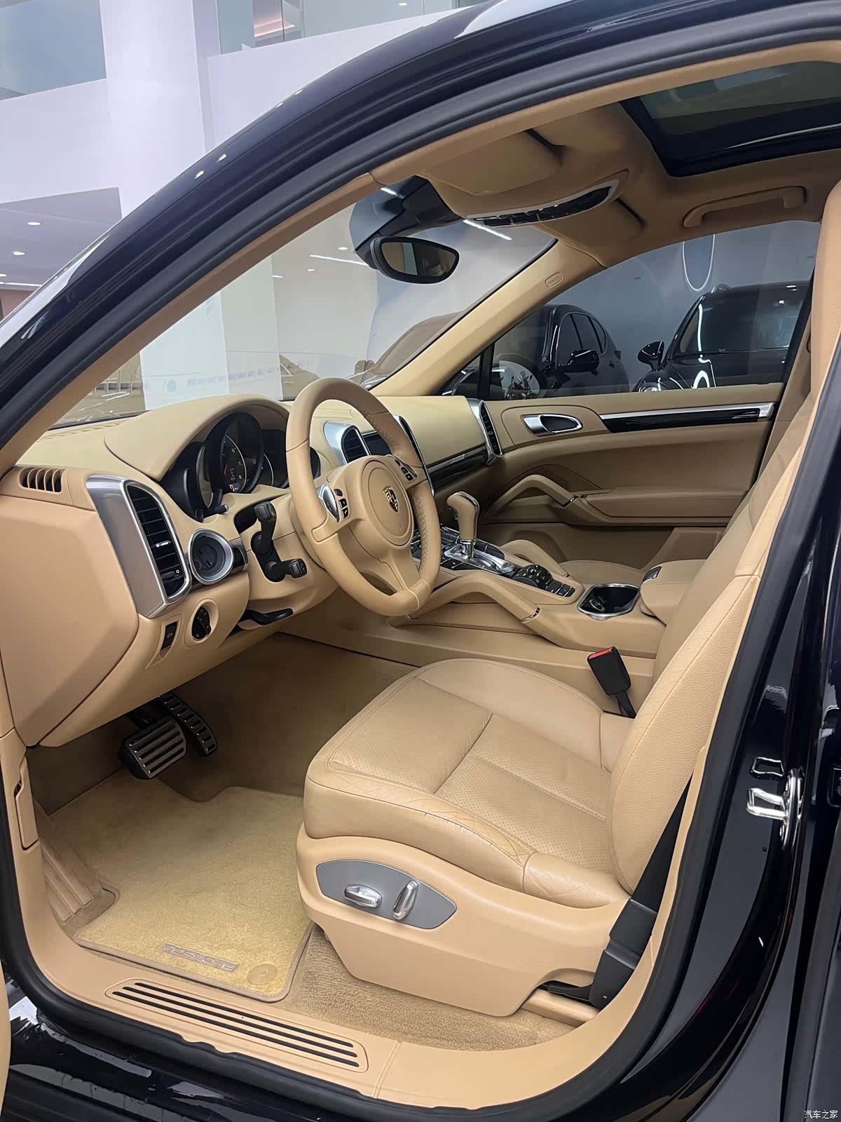 Porsche Cayenne, 2012 16