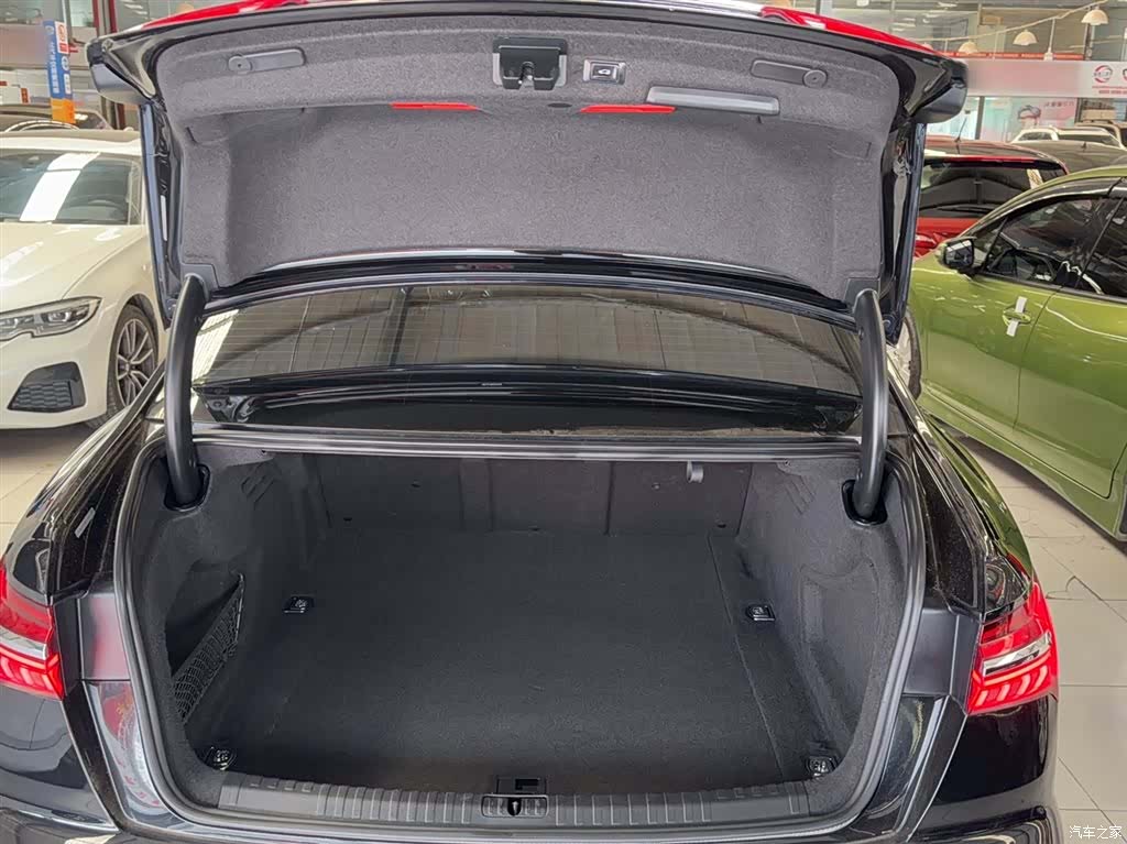 Audi A6L, 2022 11