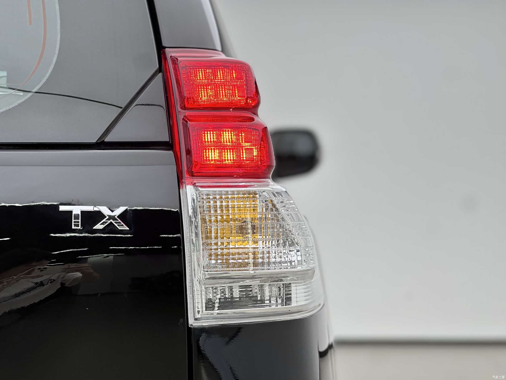 Toyota Prado, 2011 16