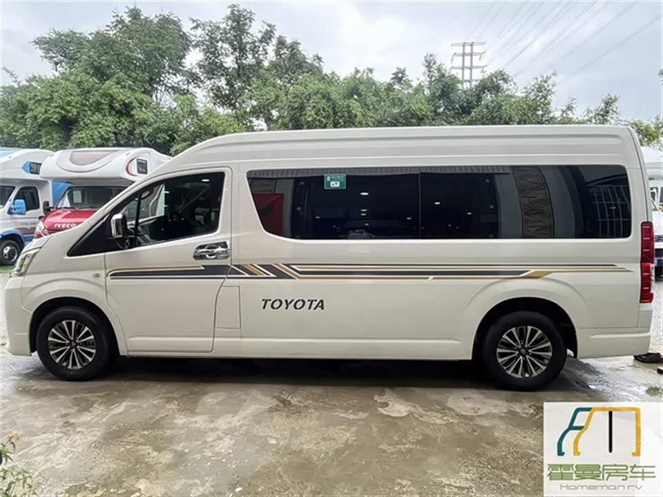 Toyota HIACE Toyota HIACE
