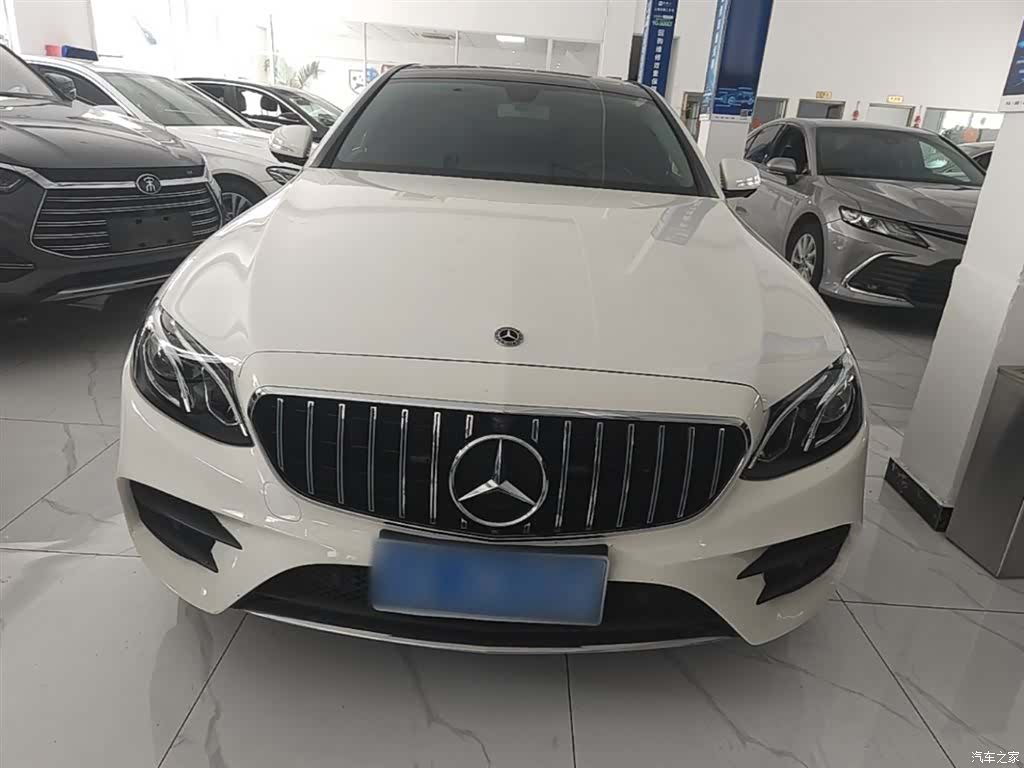 Mercedes-Benz E-Class, 2019 3
