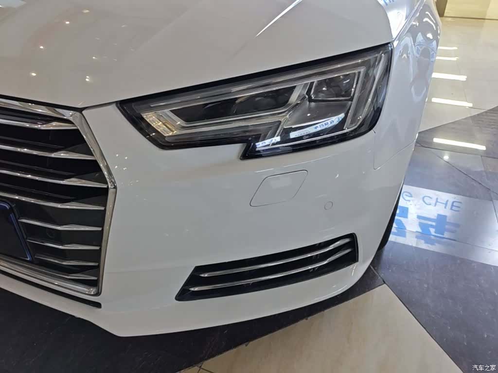 Audi A4L, 2018 24