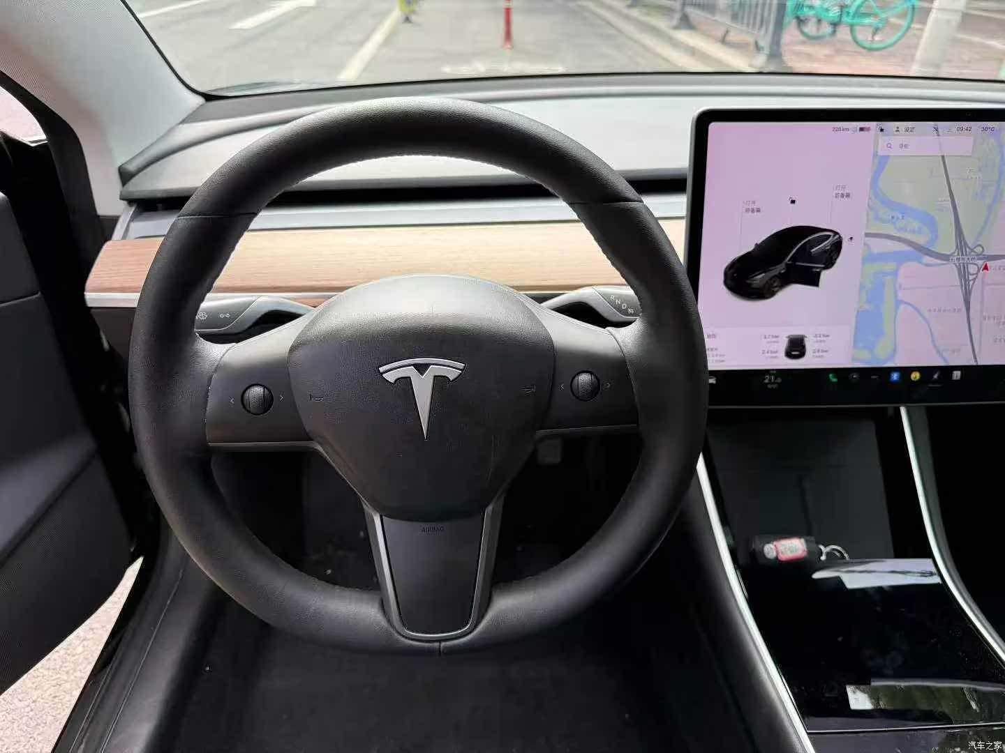 Tesla Model 3, 2020 9