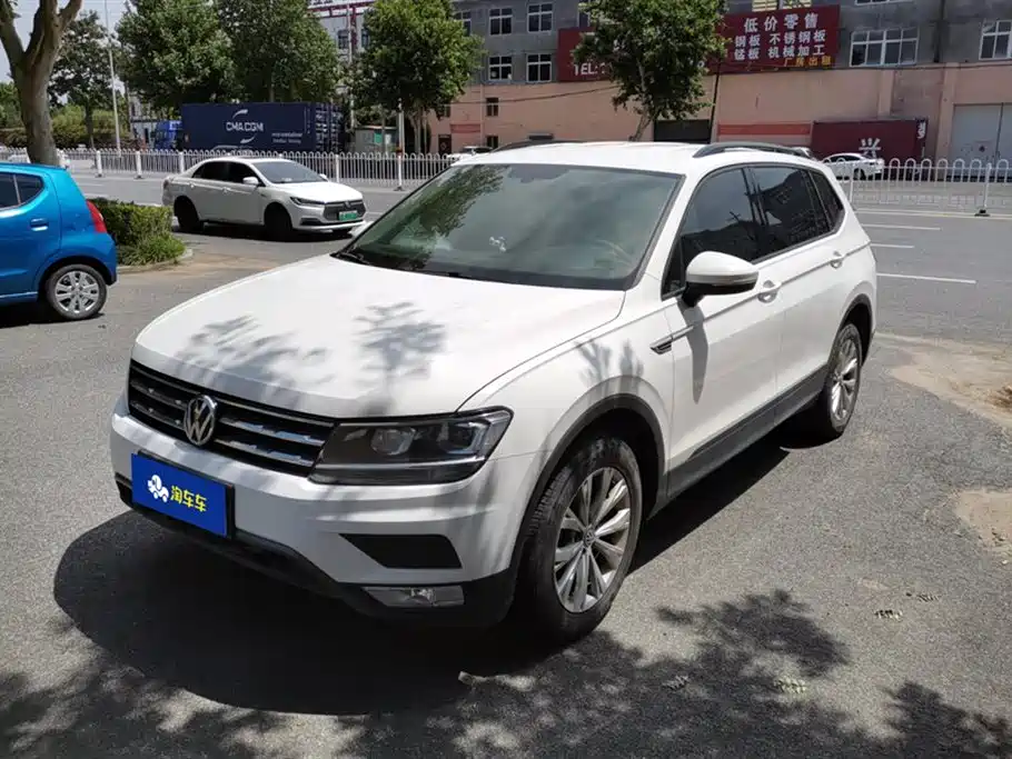 Volkswagen Tiguan L