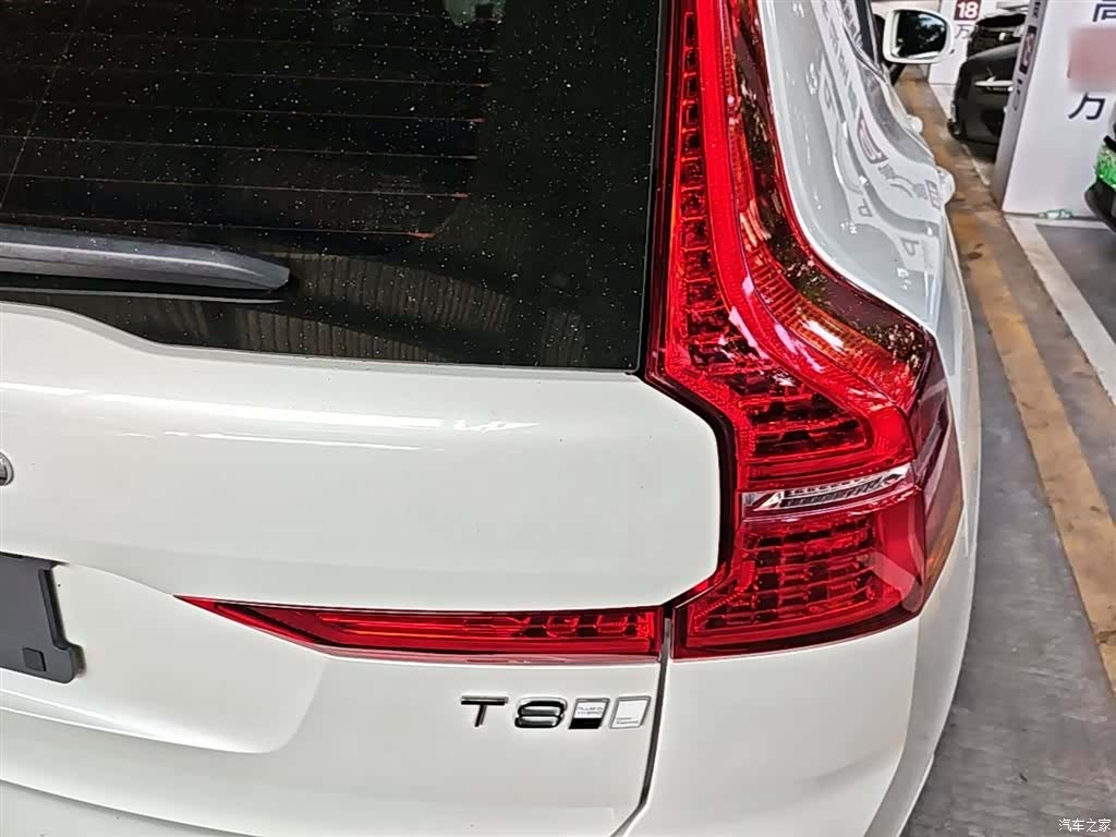 Volvo XC60, 2024 8