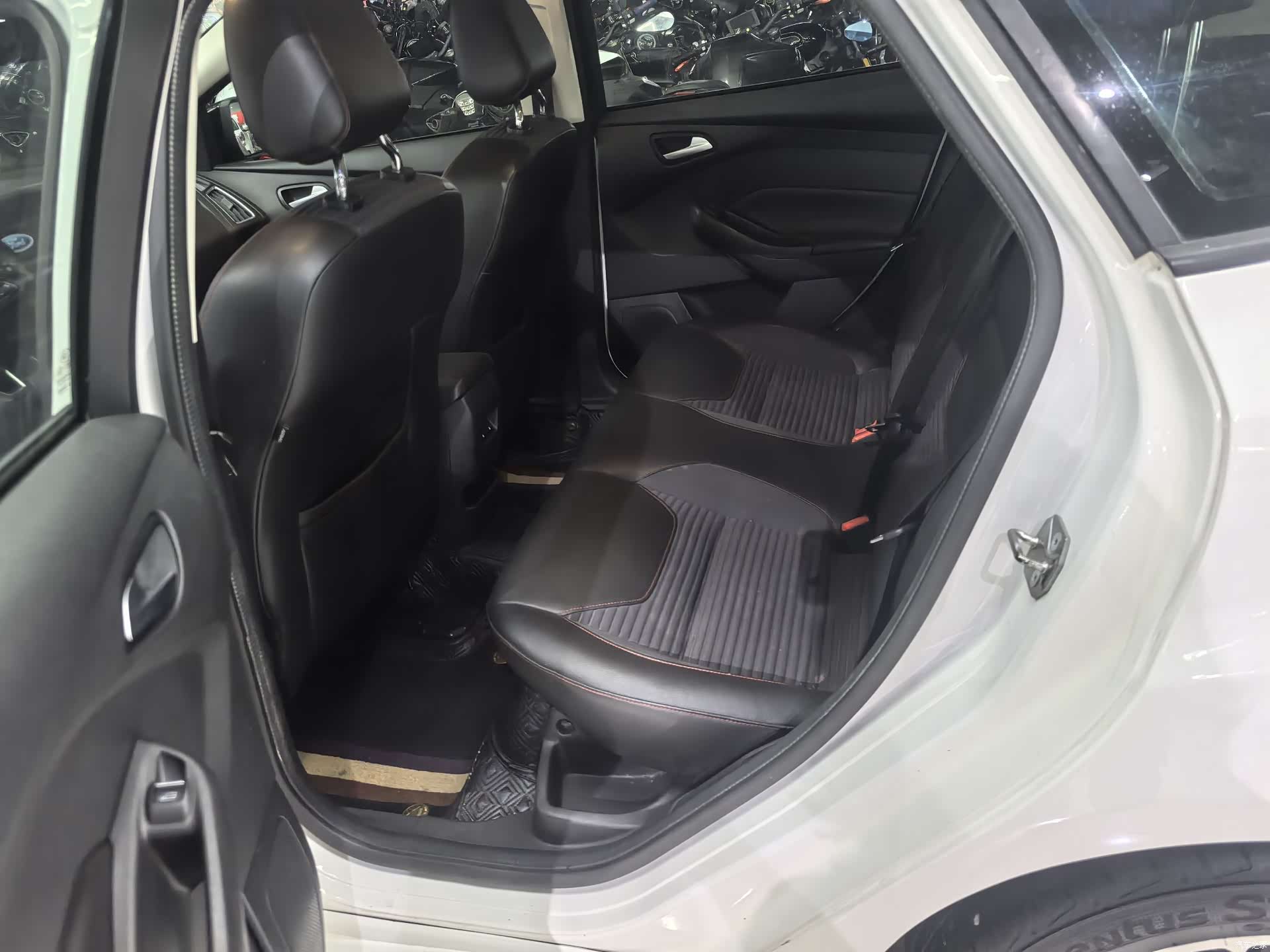 Ford Focus, 2017 7