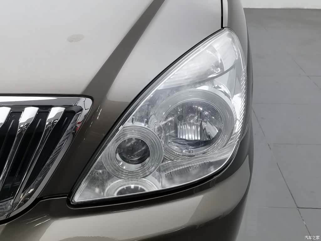 Buick GL8, 2015 7