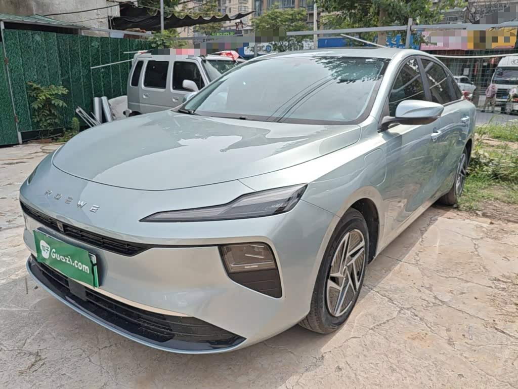 Roewe D6