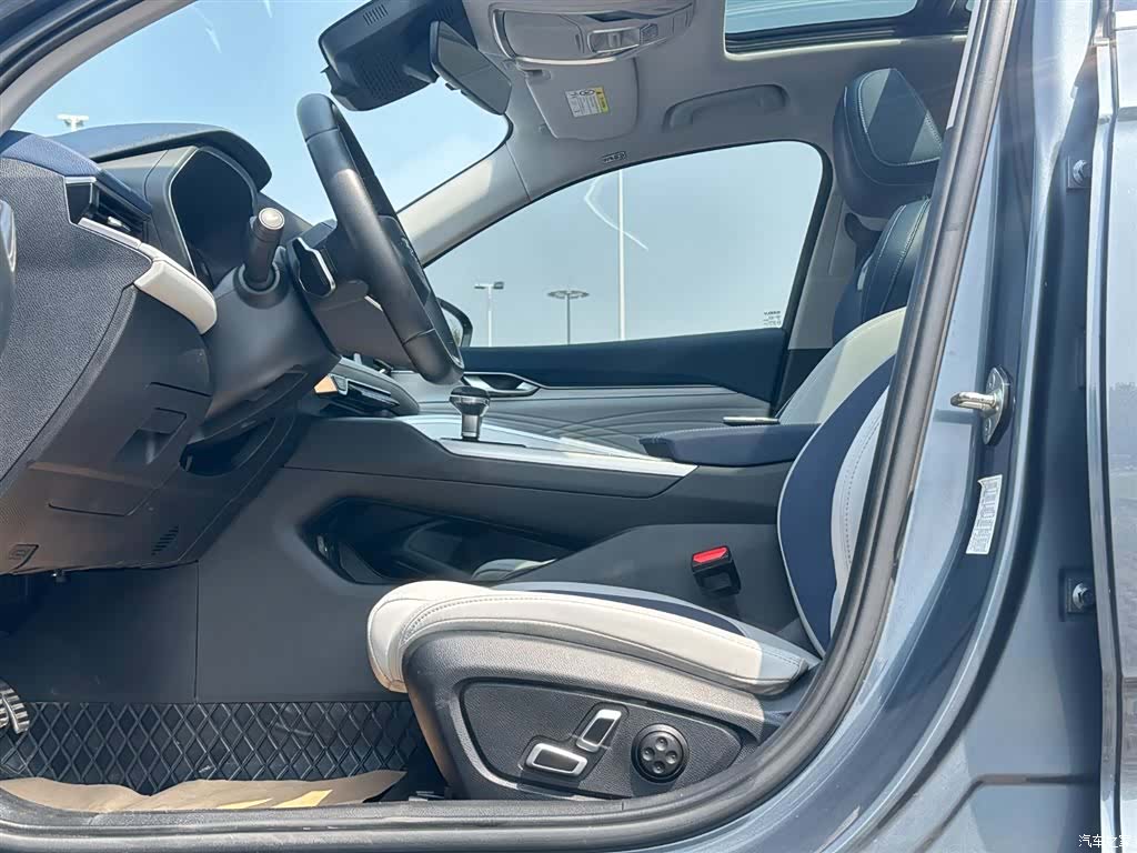 Geely Preface, 2022 6