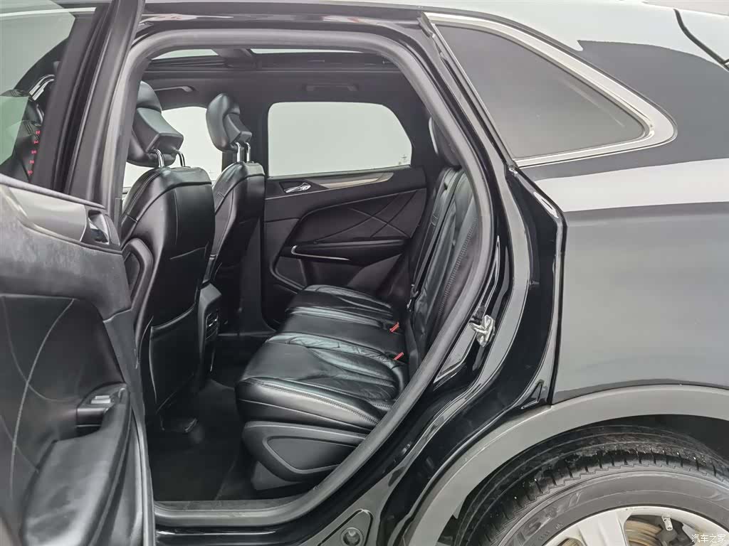 Lincoln MKC, 2018 15