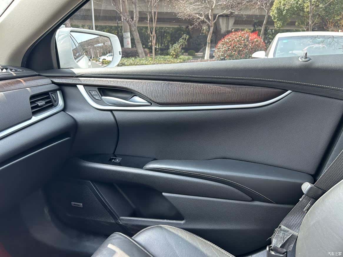 Cadillac XTS, 2018 14