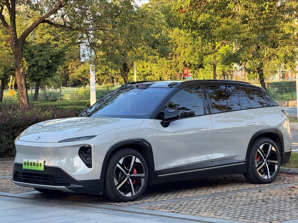 NIO ES7