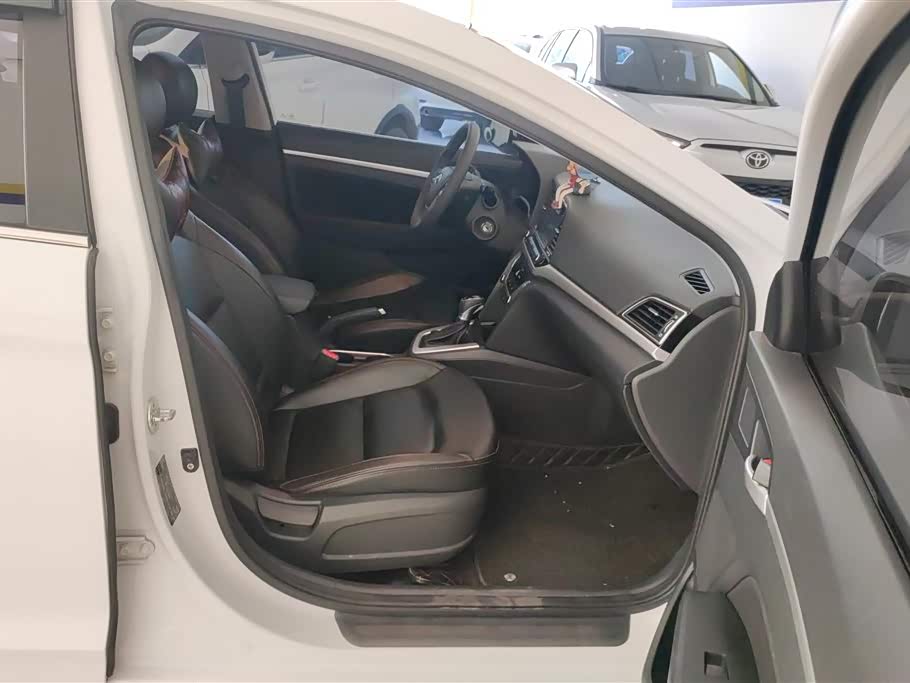Hyundai Lead